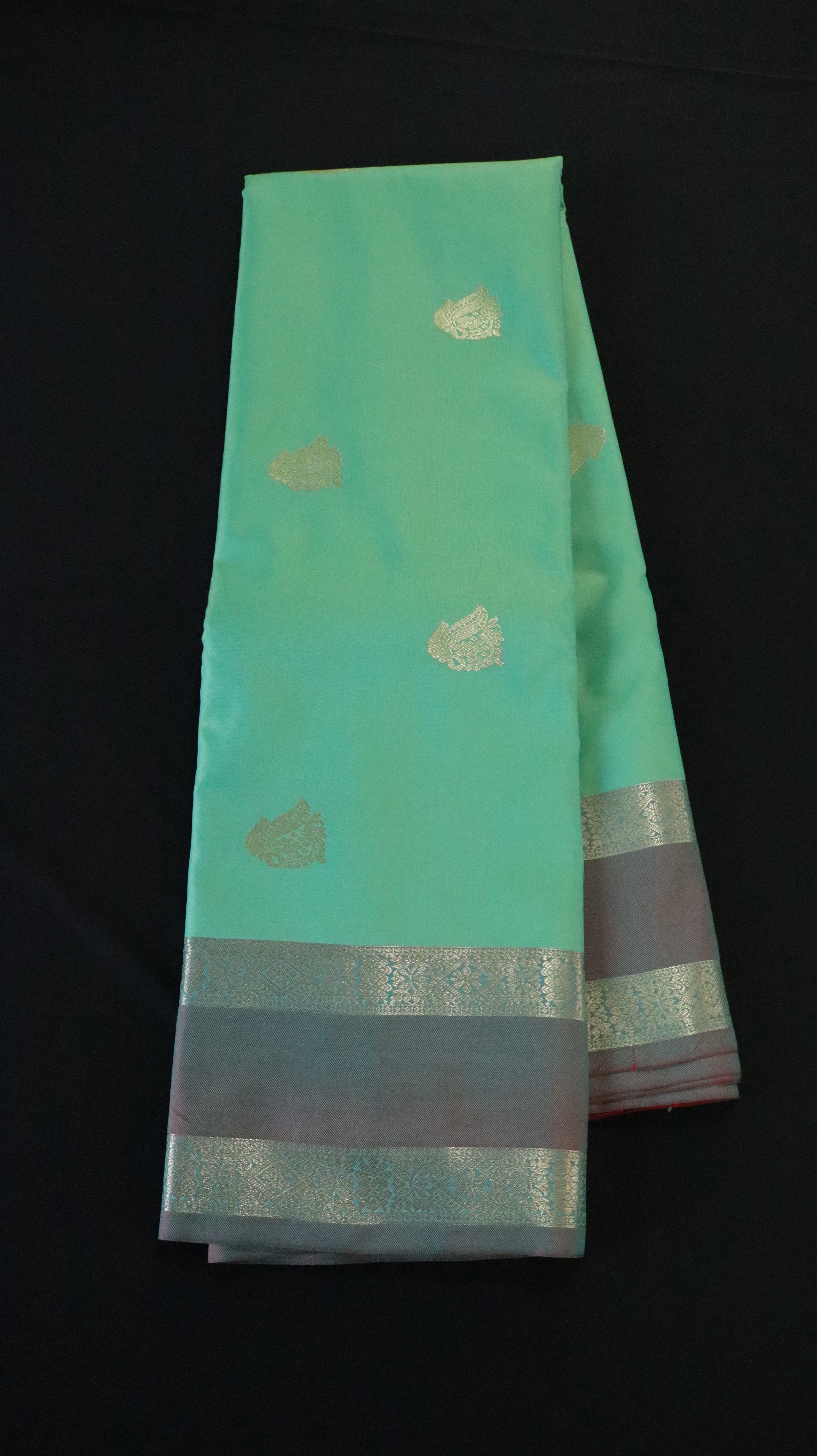 DOUBLE BORDER WITH BUTTA RAMA GREEN SAREE