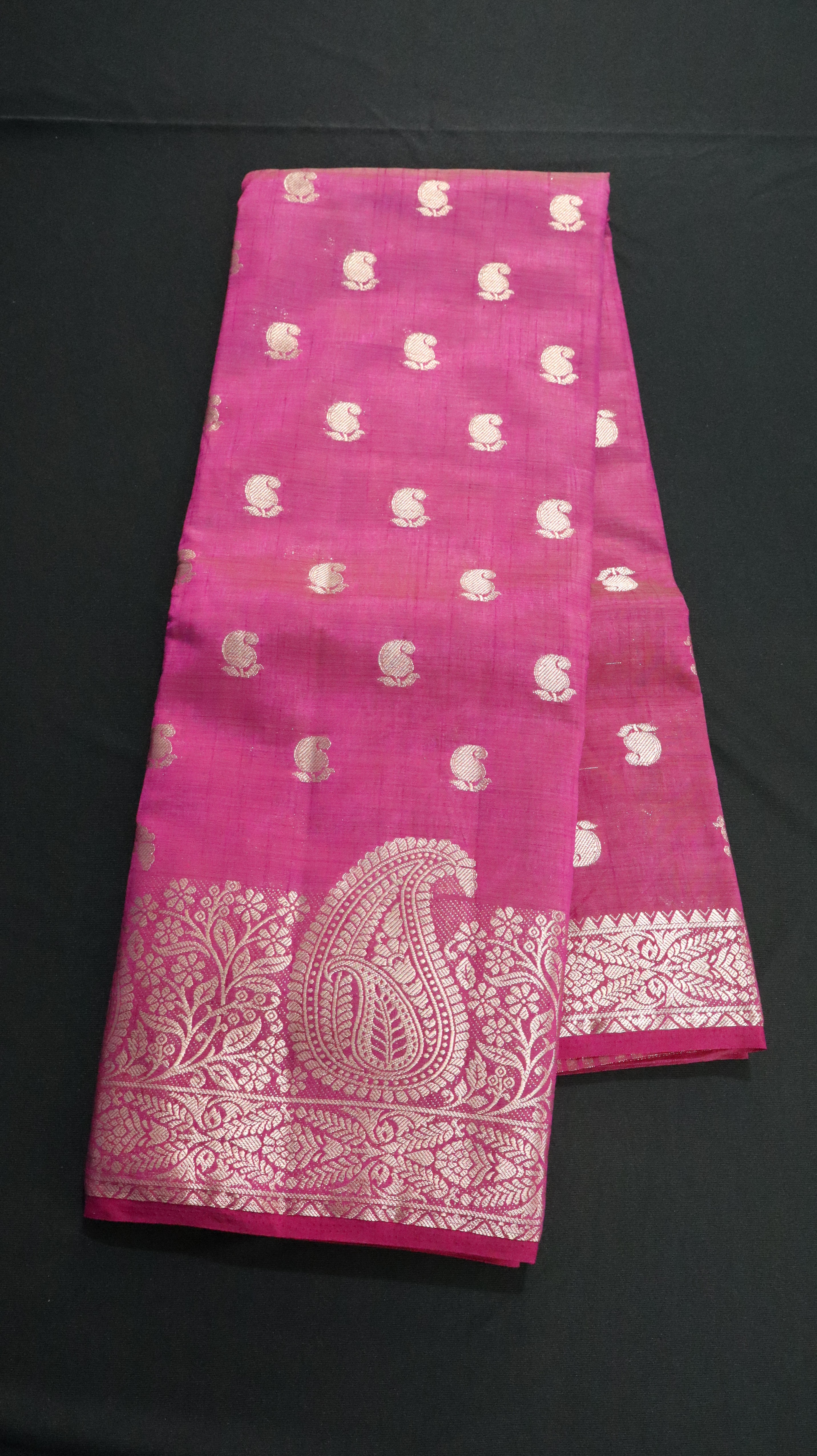 MANGO BORDER WITH MOTIF-PINK