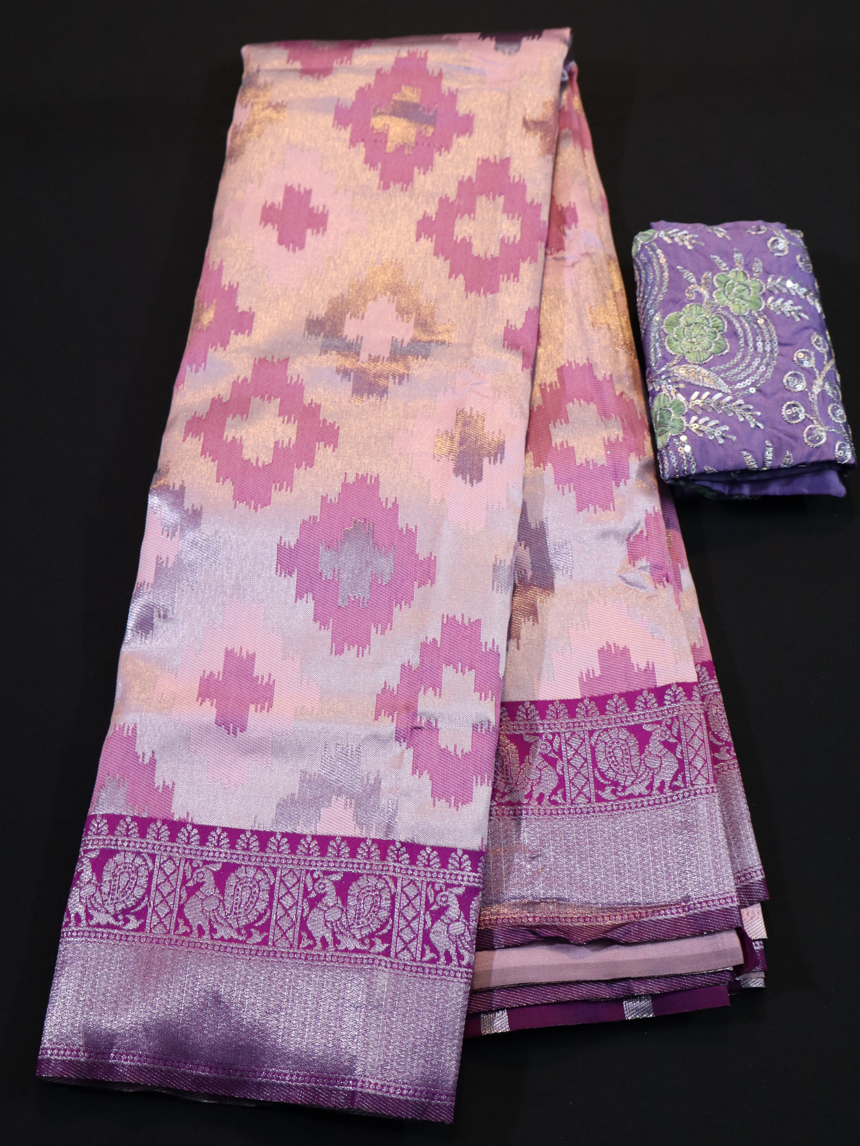 TRADITIONAL BORDER WITH EMBOSS WITH DESIGNER BLOUSE-MAUVE