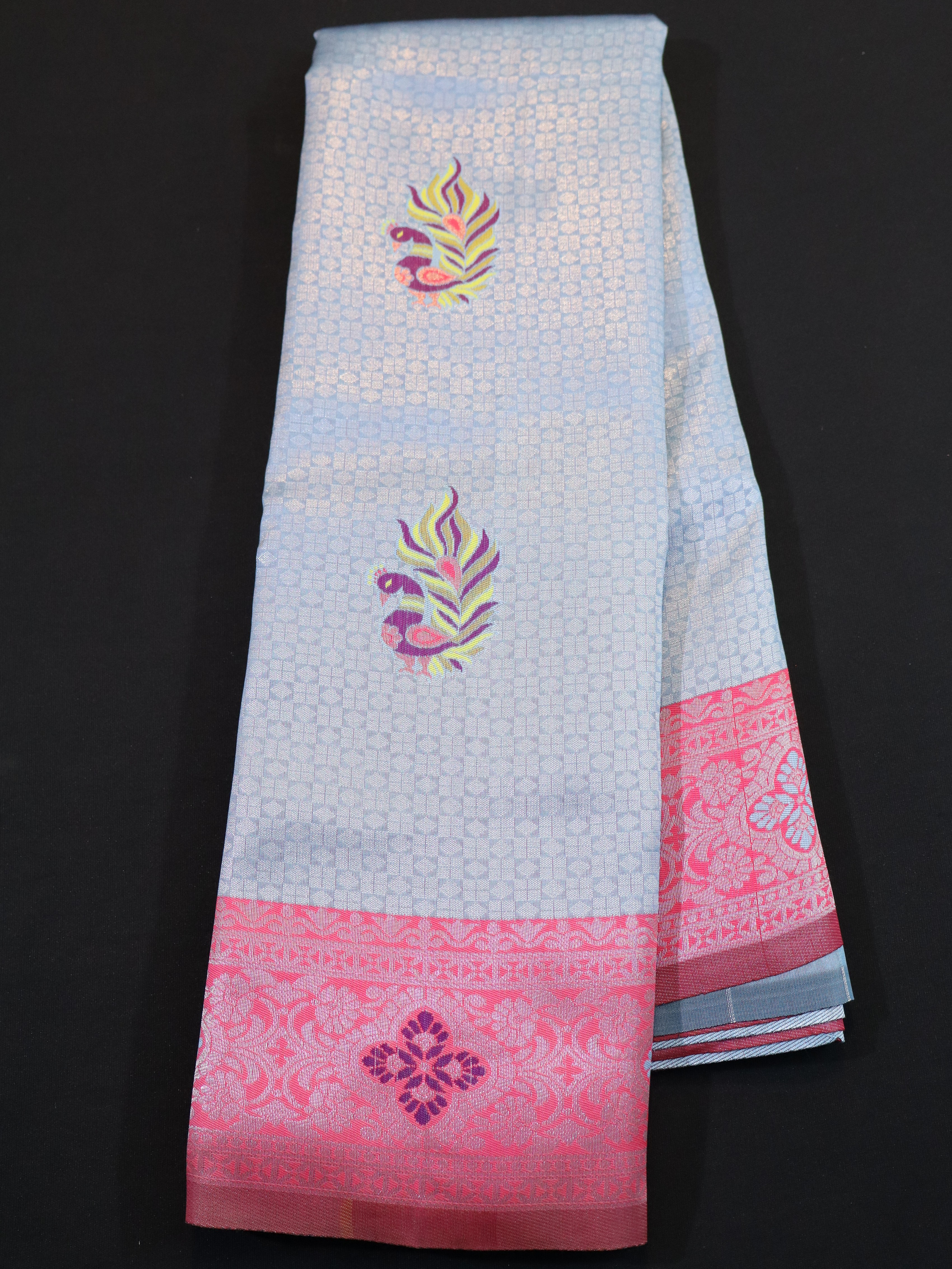 EMBOSSED MEENA BUTTA WITH KANCHI BORDER-GREY/RED