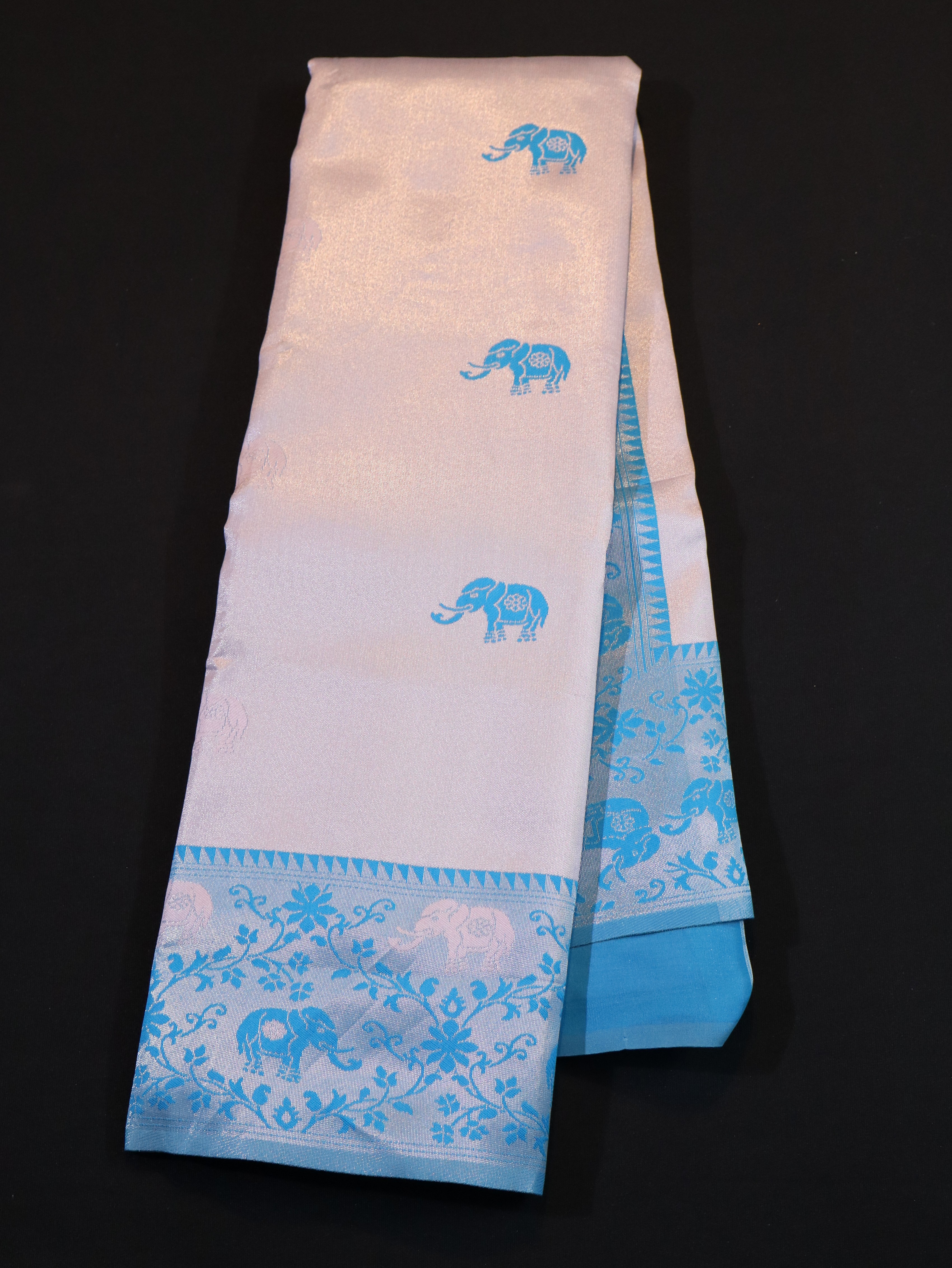 KANCHI TYPE BORDER WITH MOTIFS-TUSSAR/CYAN