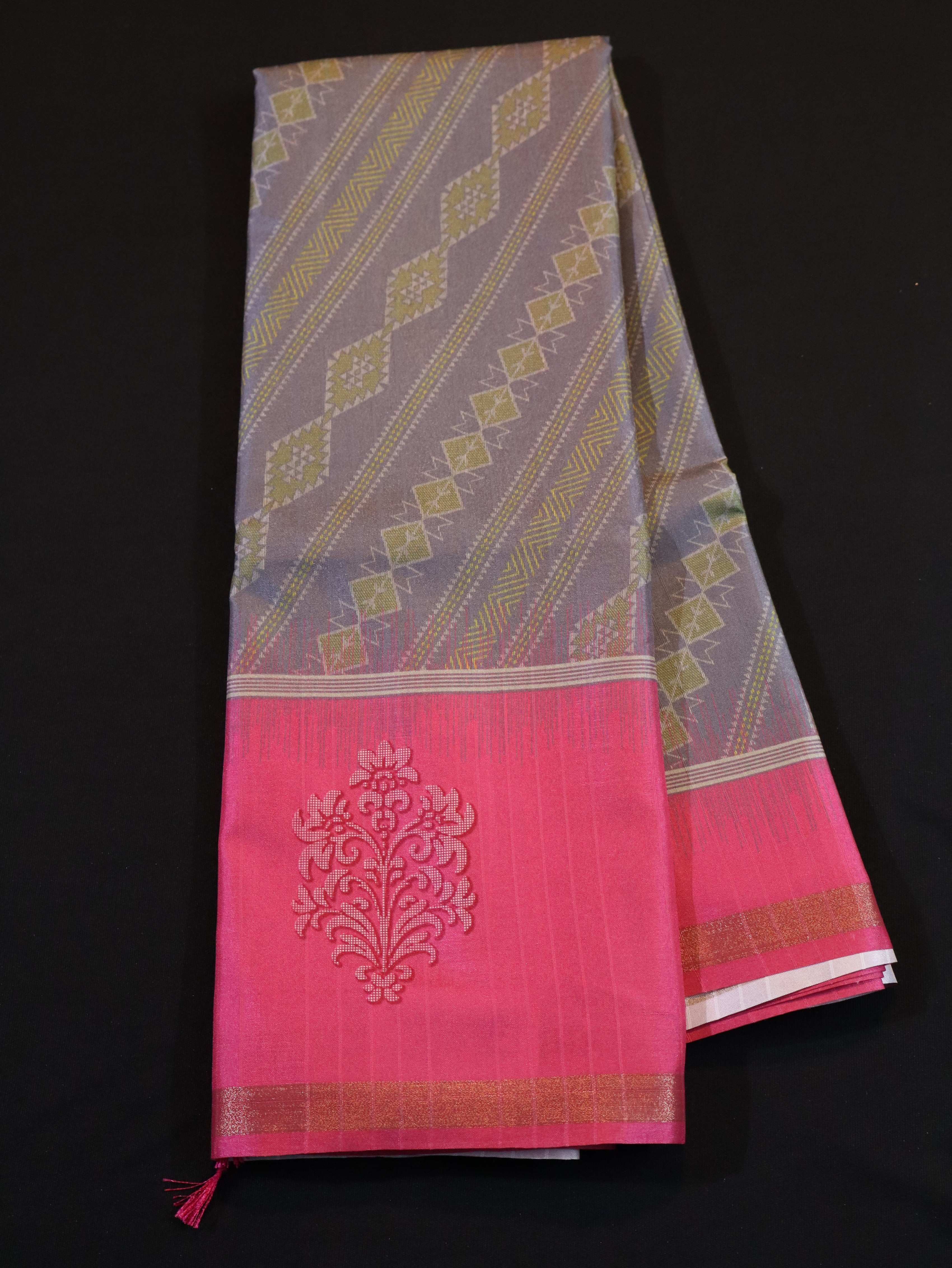 PRINTED HANDLOOM PURE COTTON SAREES-GREY RED