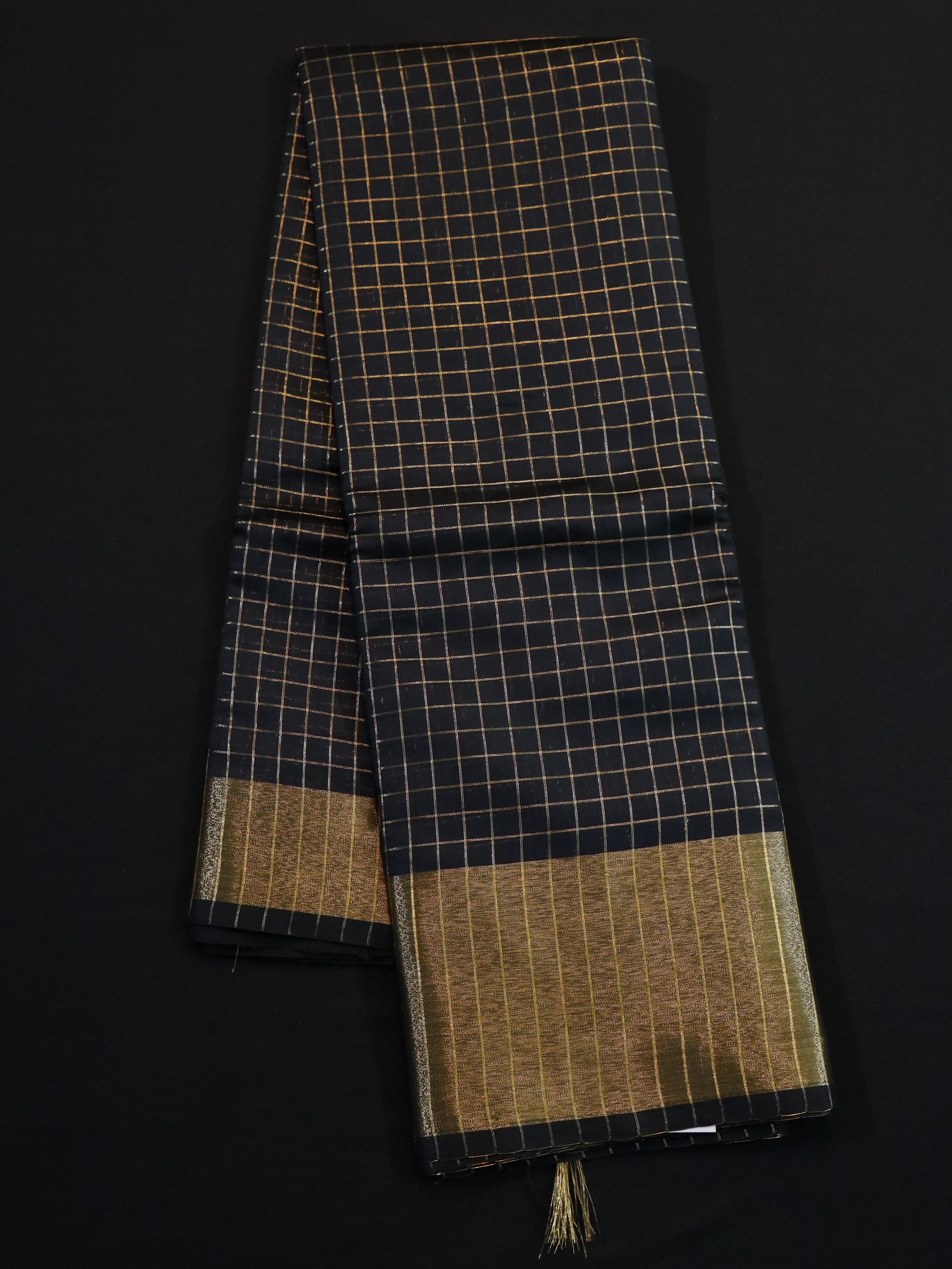 BODY JARI CHECKED WITH KANCHI BORDER-BLACK