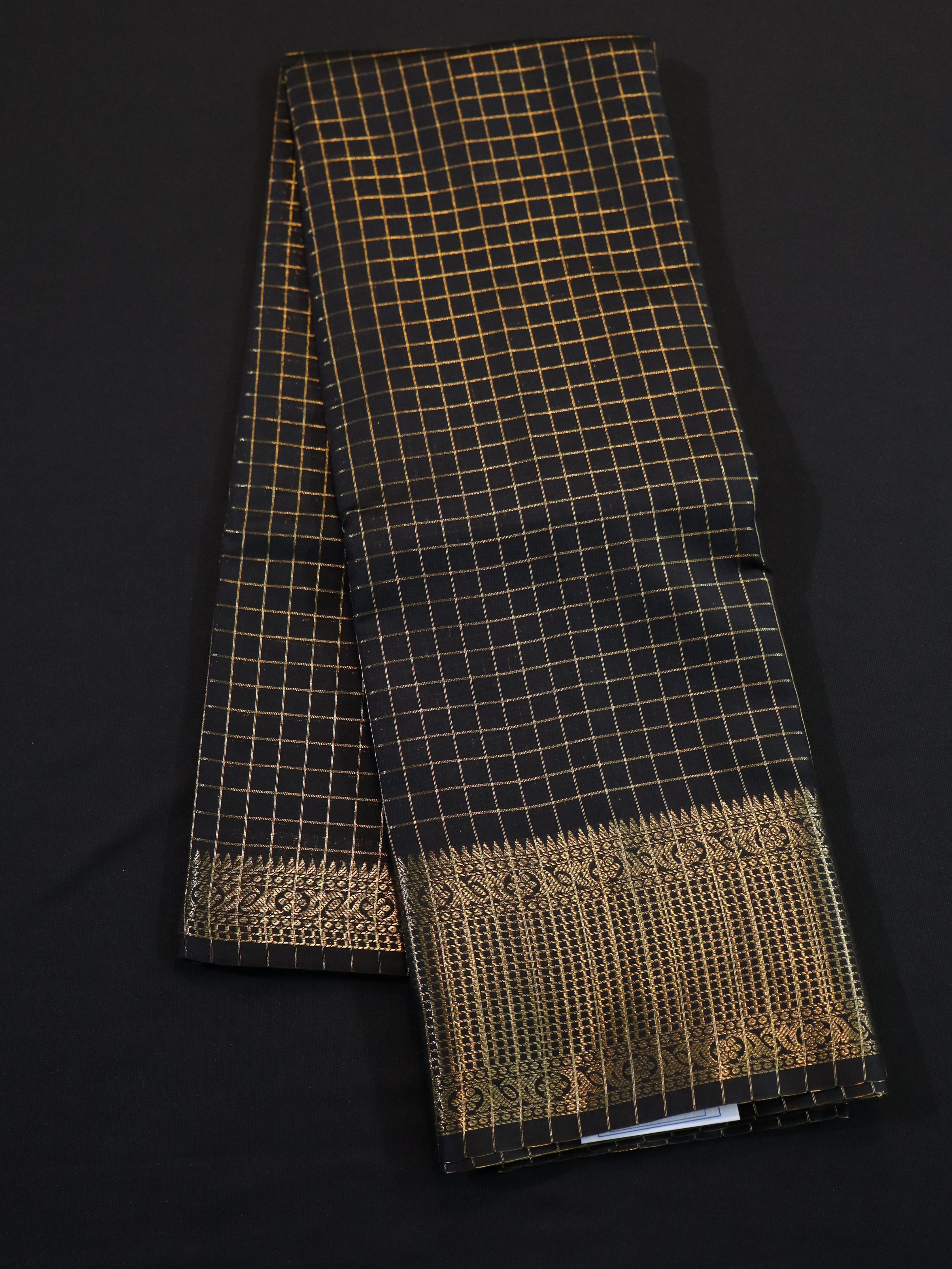 BODY JARI CHECKED WITH TRADITIONAL BORDER-BLACK