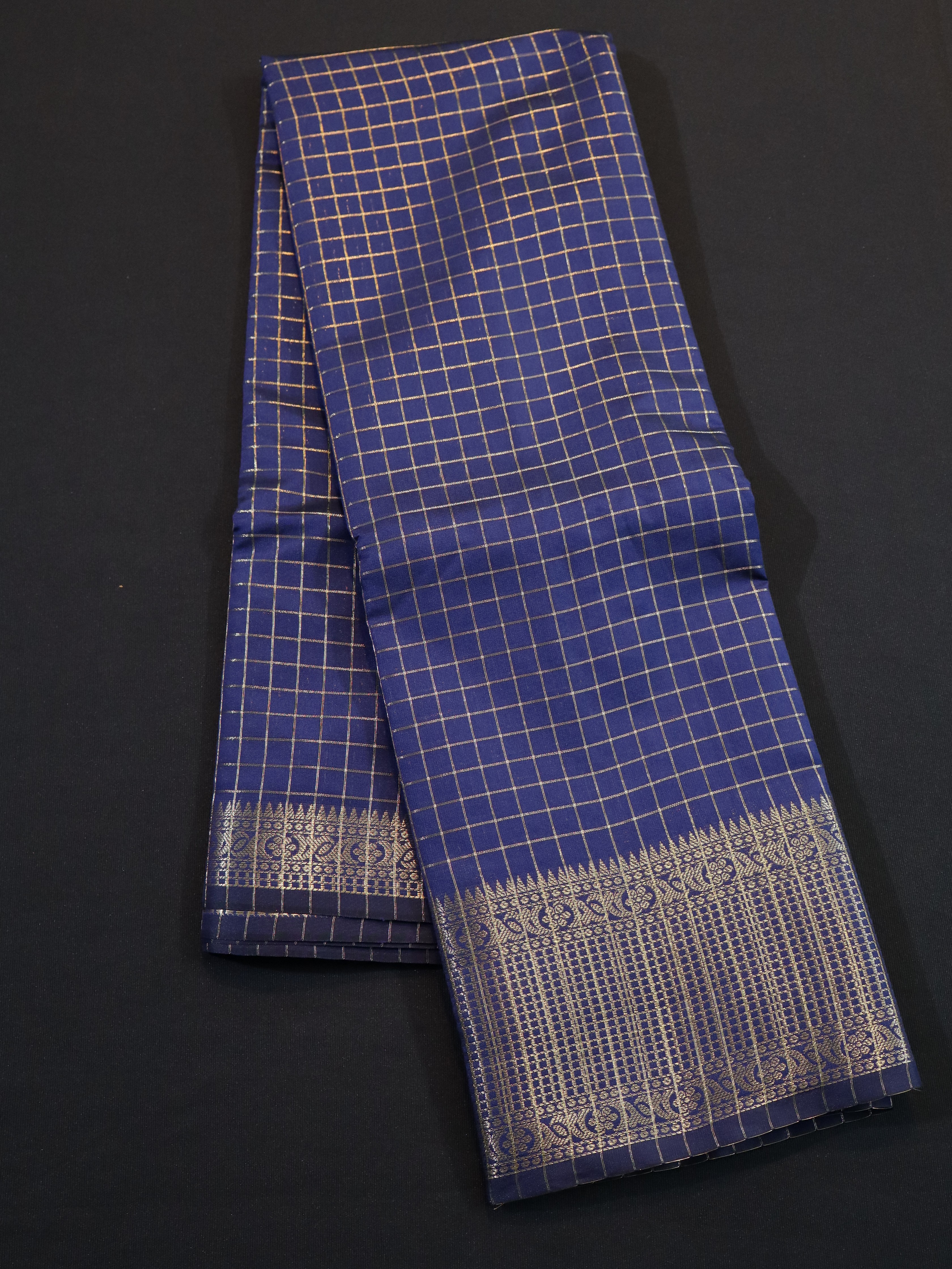 BODY JARI CHECKED WITH TRADITIONAL BORDER-NAVY BLUE