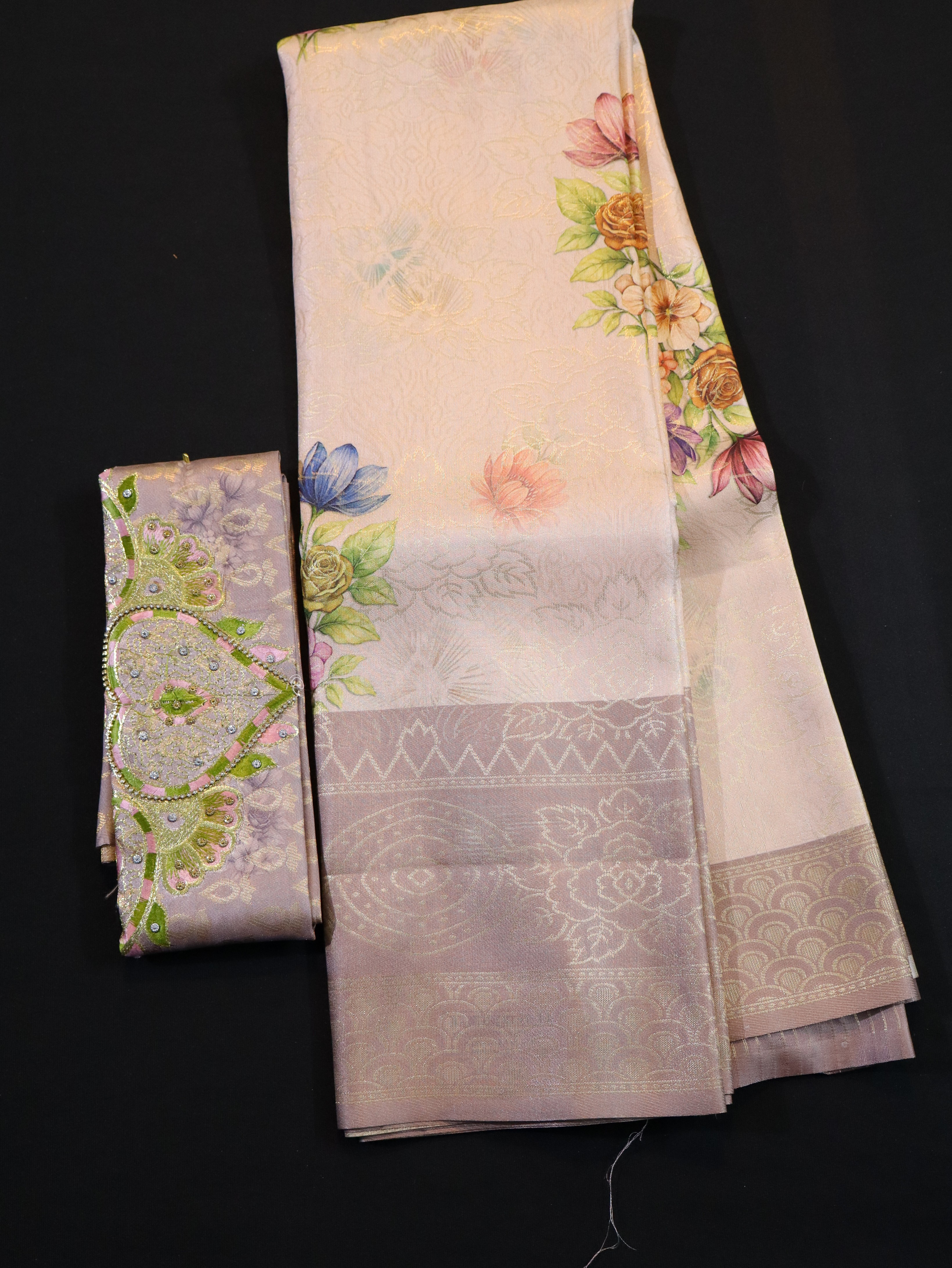 ARANI BORDER WITH PRINTED BODY AND DESIGNER BLOUSE-SANDAL GREY