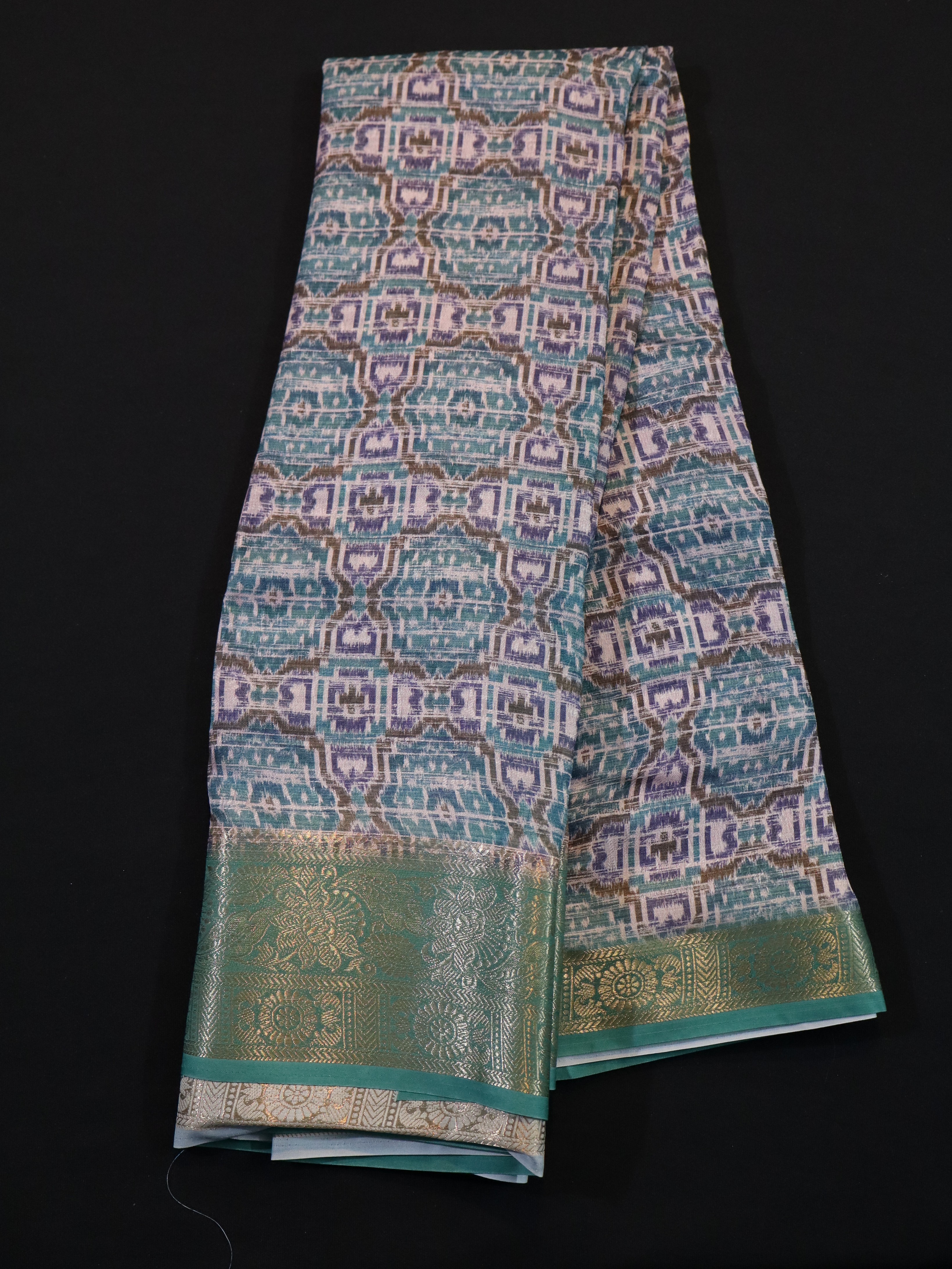 POCHAMPALLY IKAT SILK SAREE-GREEN MULTI