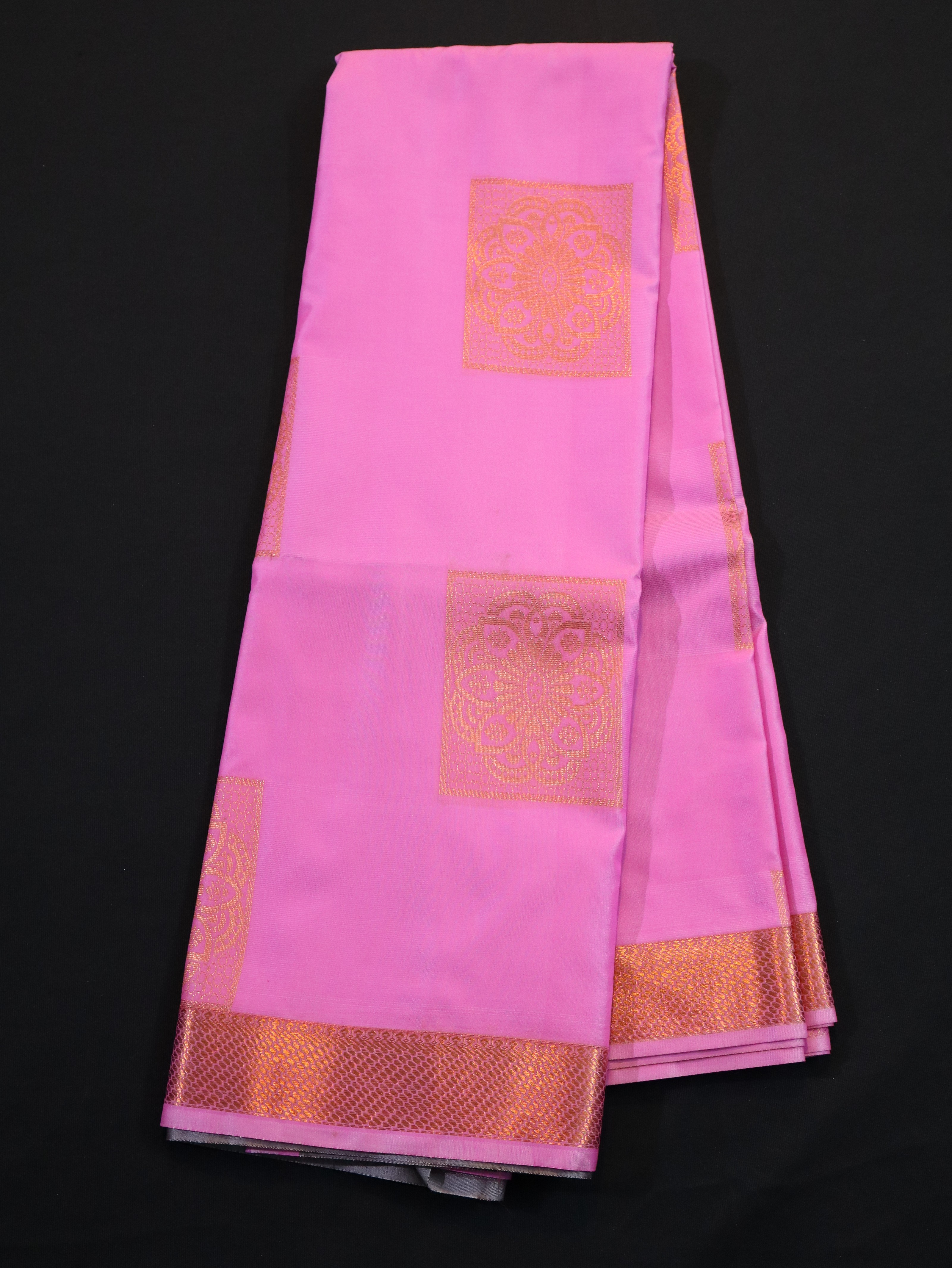 MANGALAGIRI PATTU SAREE WITH MOTIF-5