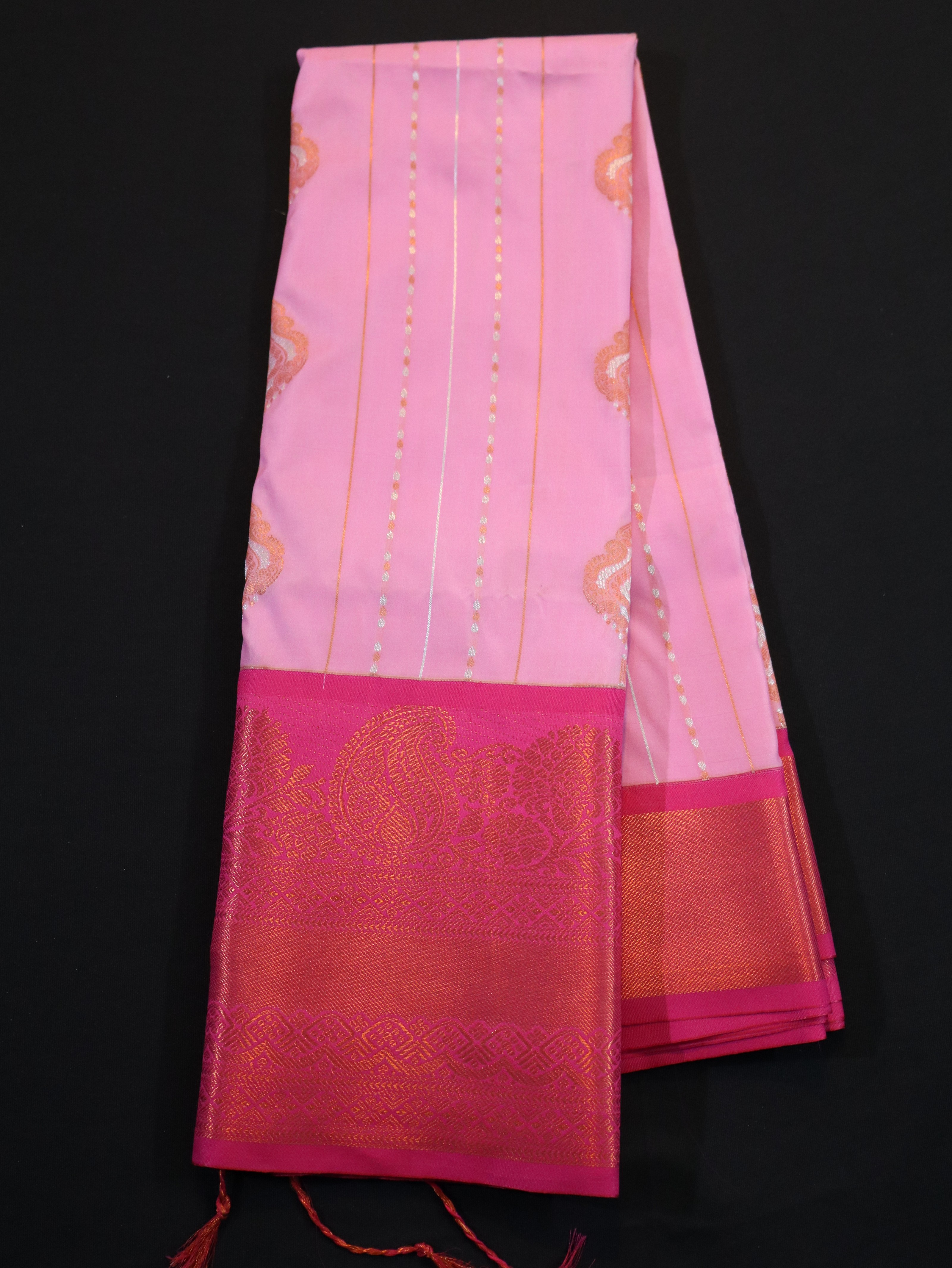 KORVAI SEMI SILK WITH ZARI STRIP AND BUTTA