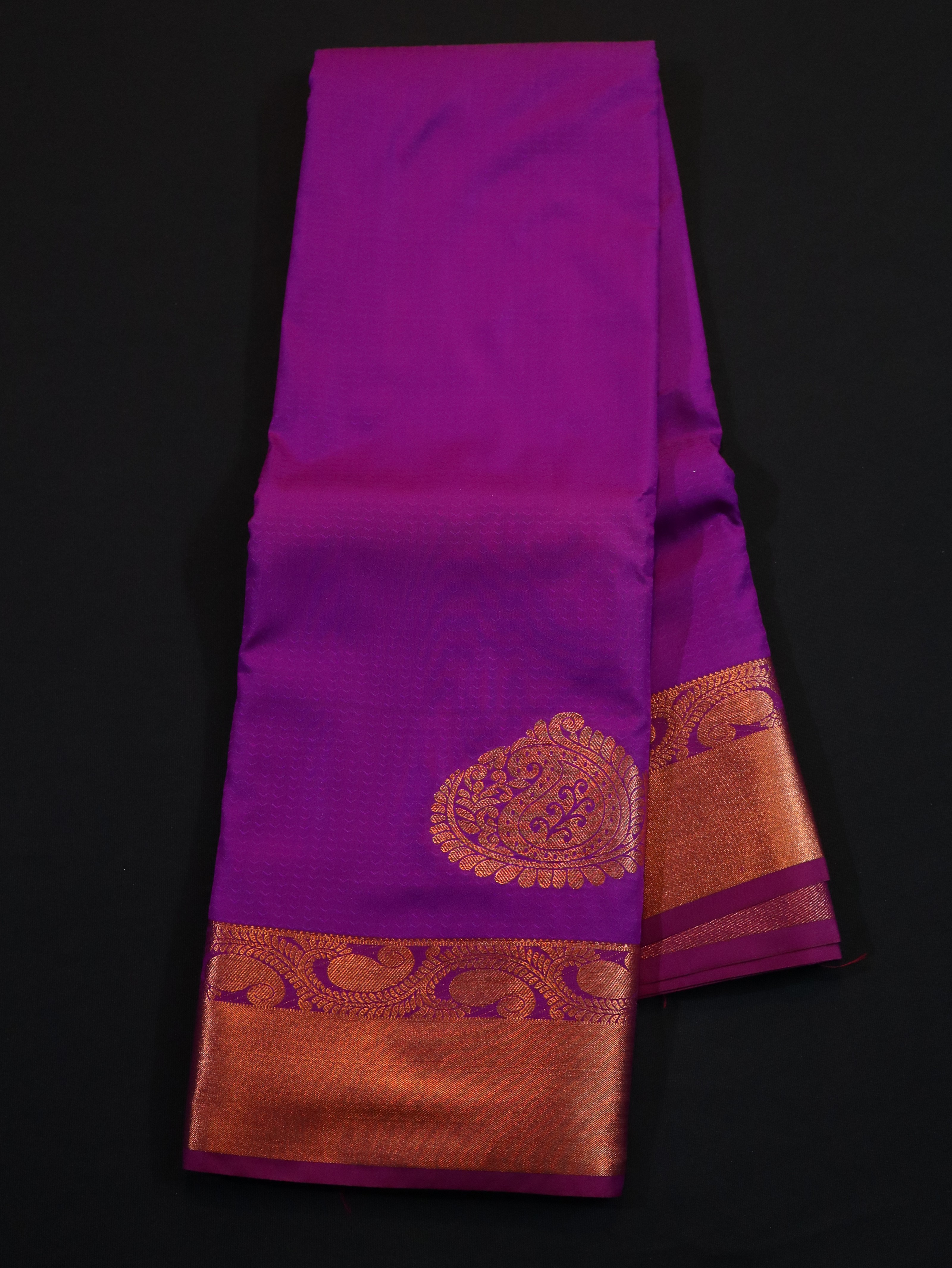 KANCHIPURAM JANGLA SAREE WITH BUTTA -2