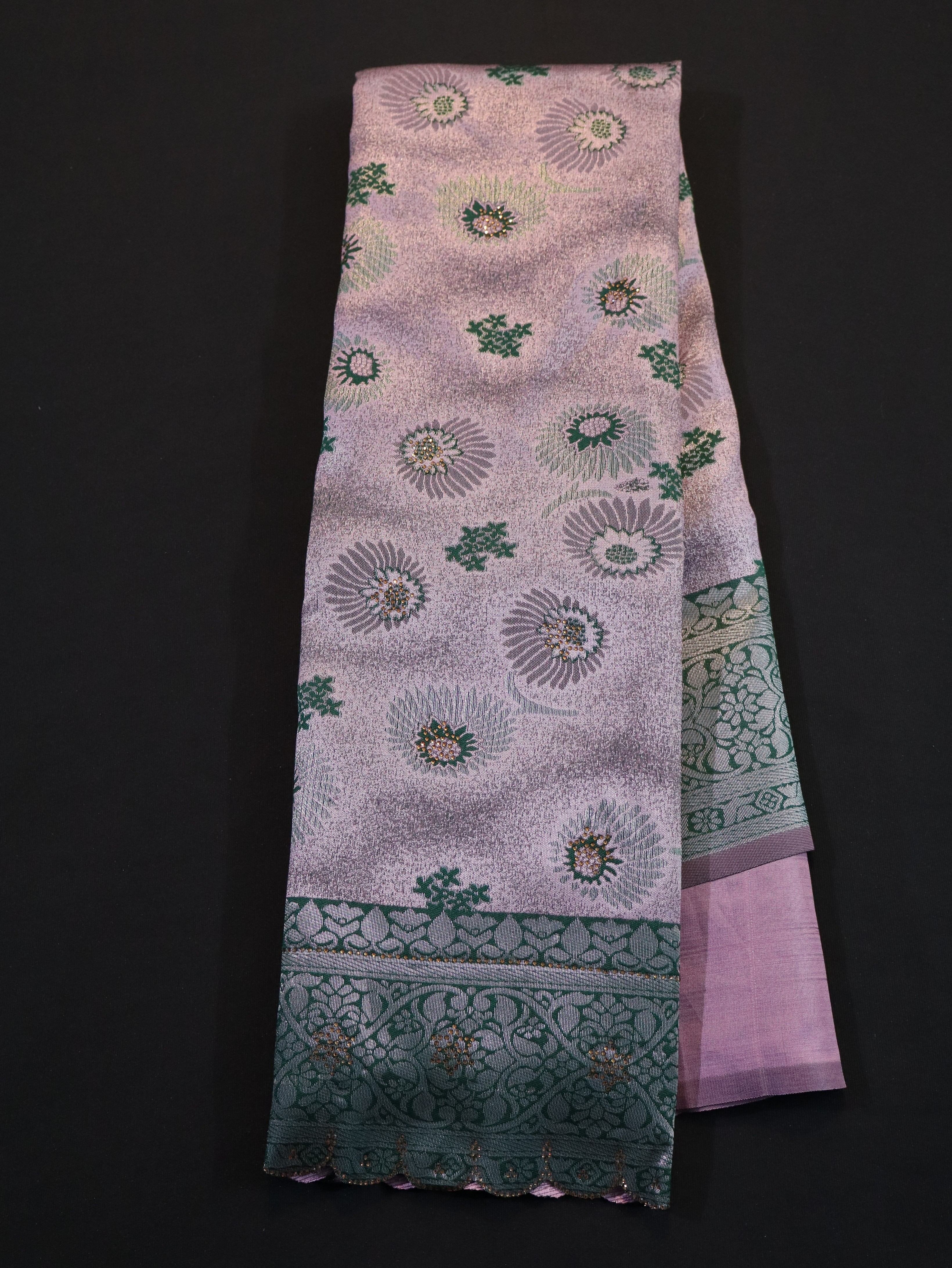 ZARI JAQUARD DESIGN BODY WITH MOTIF AND FANCY BORDER