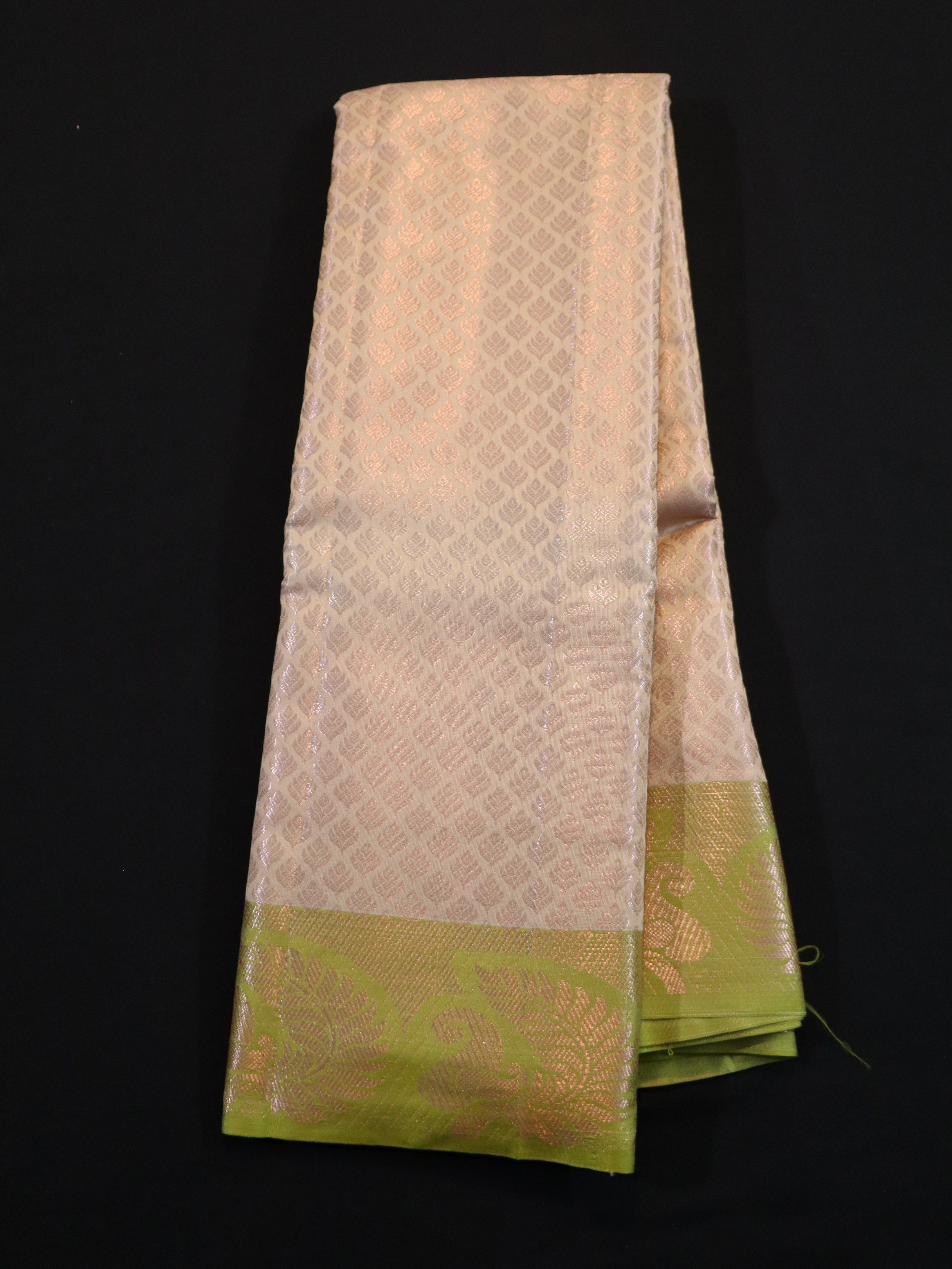 ZARI BROCADE WITH TEMPLE REK BORDER-2