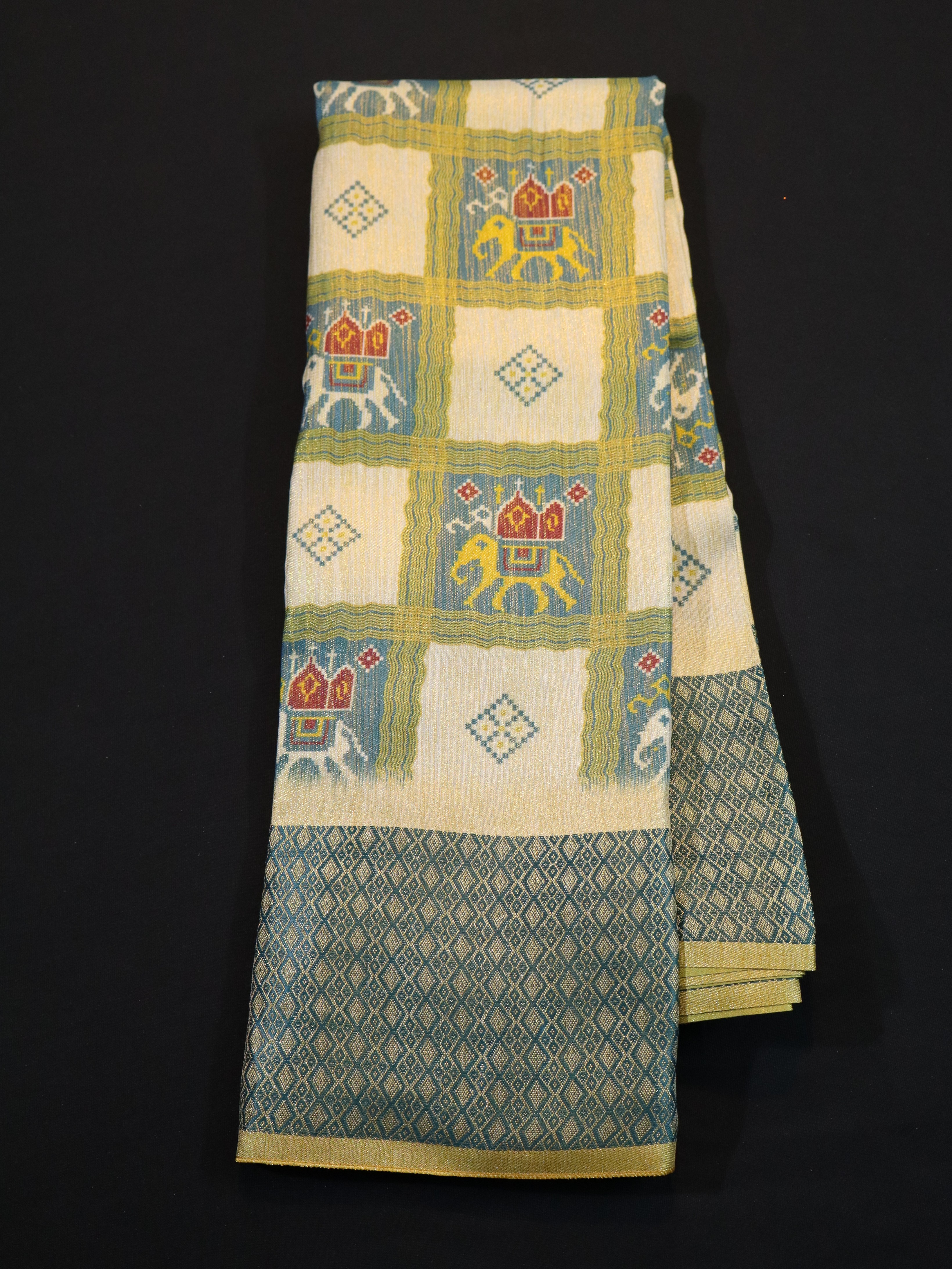 PATOLA SILK SAREE WITH CHECKED PATTERNS-1