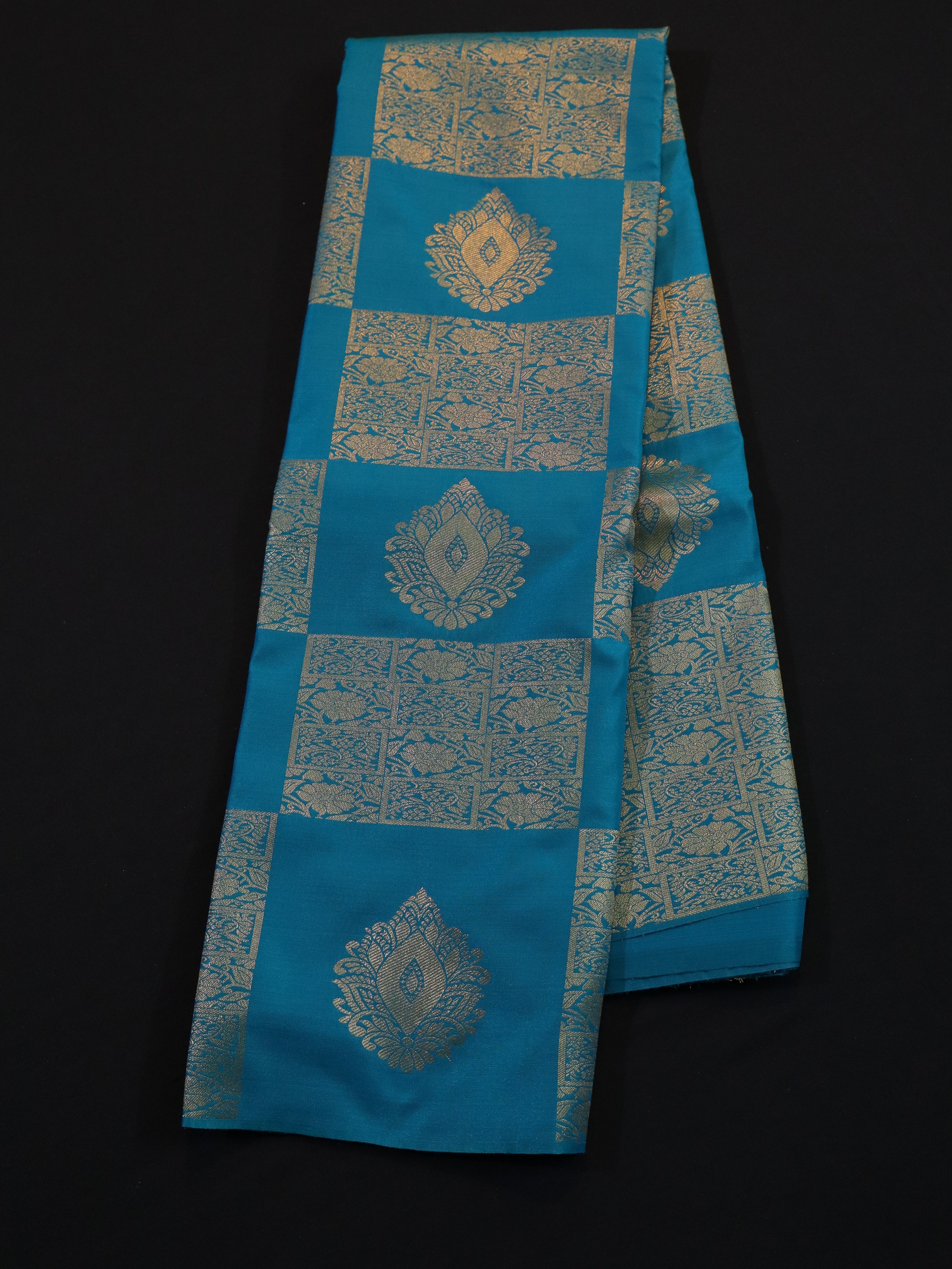 BODY CHECKED WITH MOTIFS-2