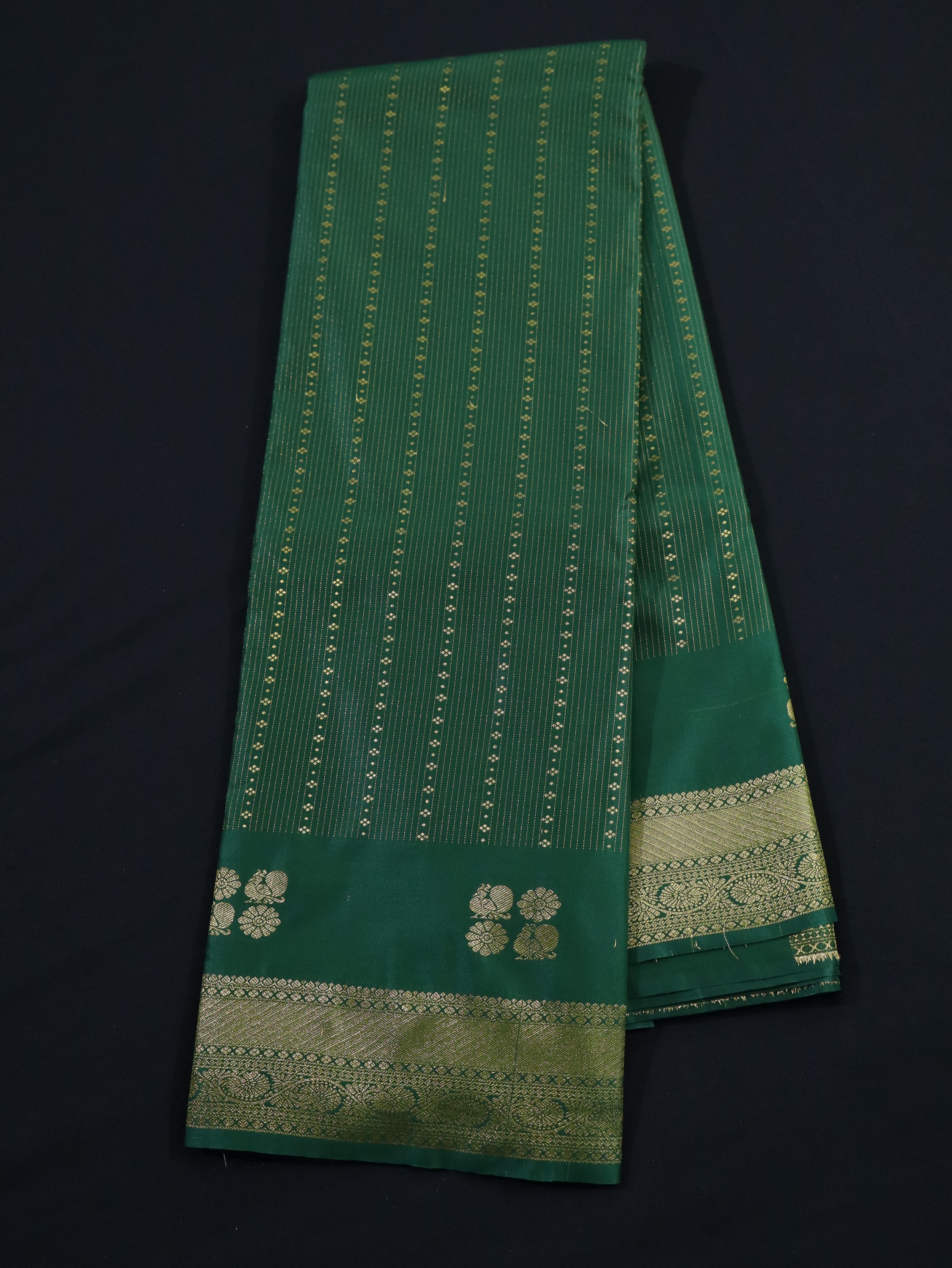 HANDLOOM SILK SAREE WITH FANCY MOTIFS-1